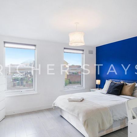 Large Home For Contractors & Families - Garden & Amenities London Exterior foto