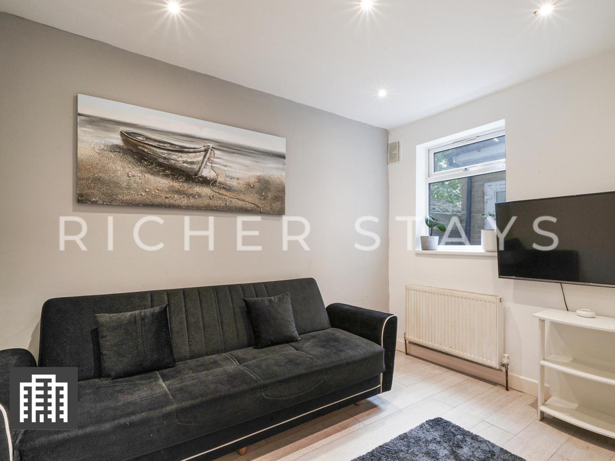 Large Home For Contractors & Families - Garden & Amenities London Exterior foto